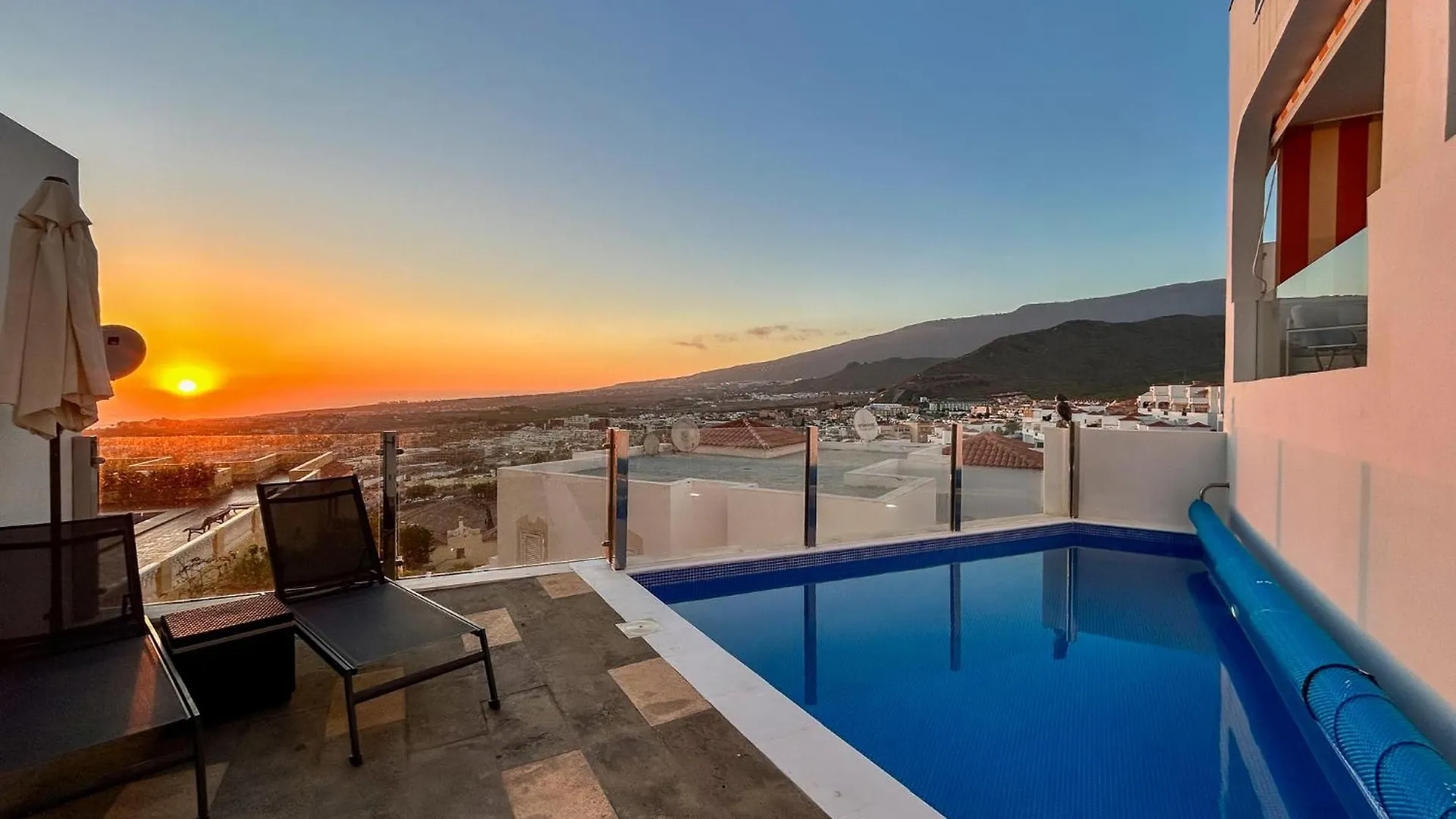 Mirador Balcon Del Atlantico Y Piscina Privada Villa Costa Adeje  Holiday home Costa Adeje (Tenerife)